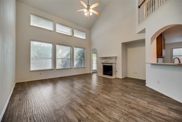 Building Photo - 819 Rushmore Dr