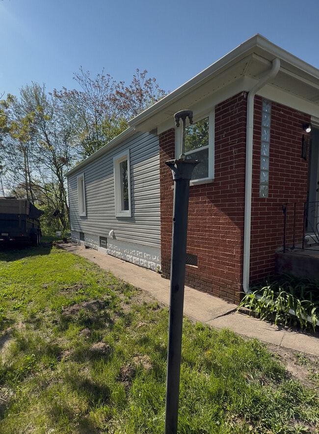 Building Photo - TANEY PLACE