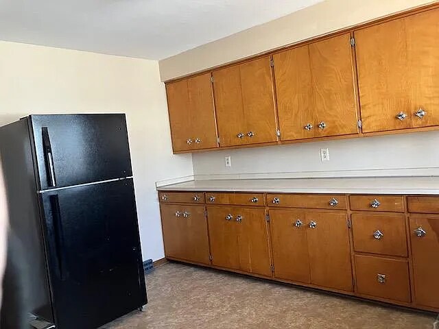 Kitchen - 400 7th Ave SE