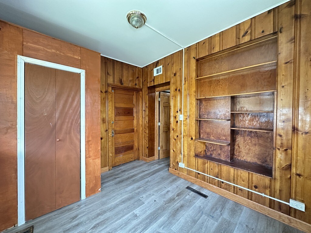Building Photo - 3530 N Elston Ave