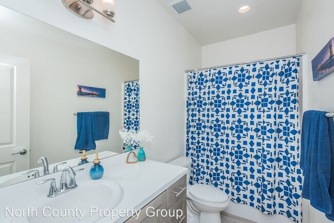 Building Photo - 4 br, 2.5 bath House - 2145 Solara Lane
