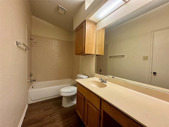 Building Photo - 12919 Humphrey Dr