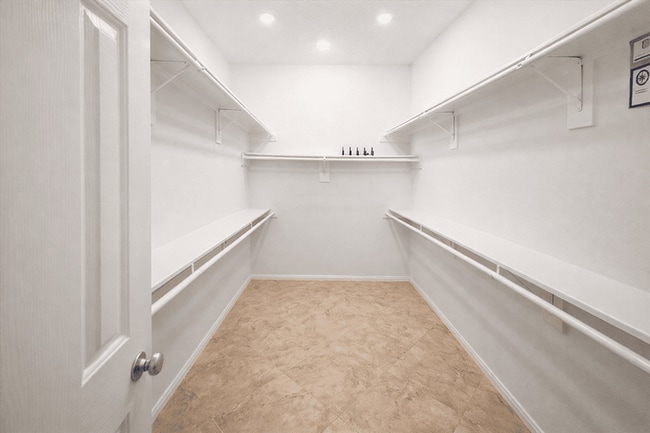 Building Photo - 1803 W Welsford Dr