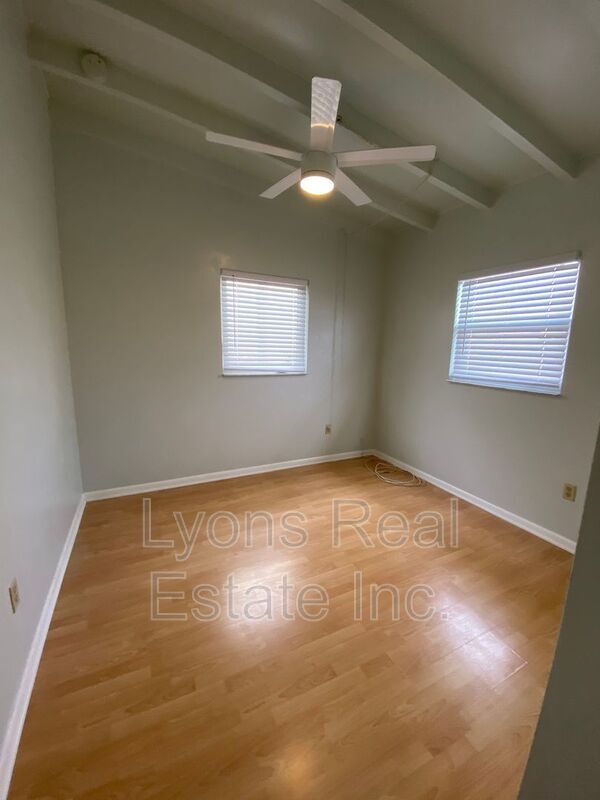 Building Photo - 394 N Spring Lake Blvd NW