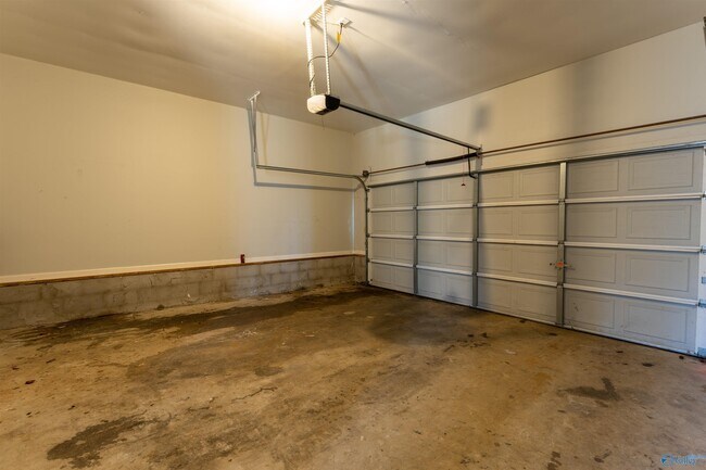 Building Photo - 114 Carnegie Loop