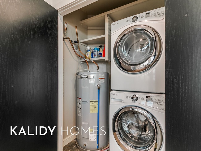 Building Photo - 5900 Mosteller Dr