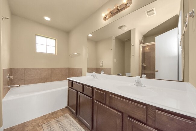 Building Photo - 9219 Dewberry Blossom Ln