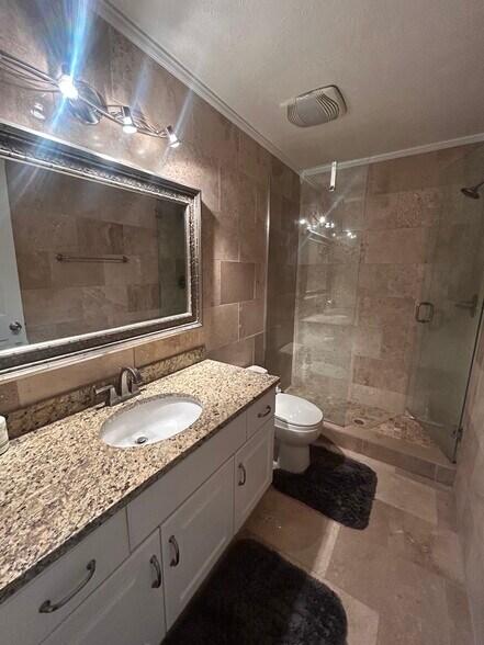 Building Photo - 59 W Lincoln St