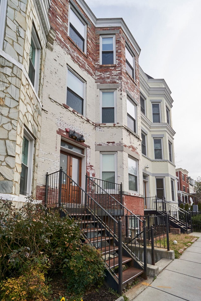 Building Photo - 3603 13th St NW