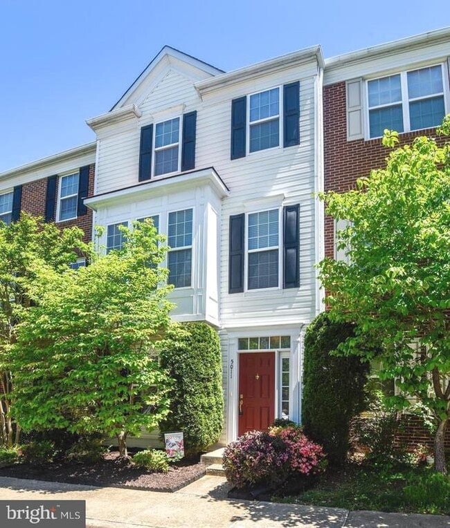 Building Photo - 5011 Cool Fountain Ln