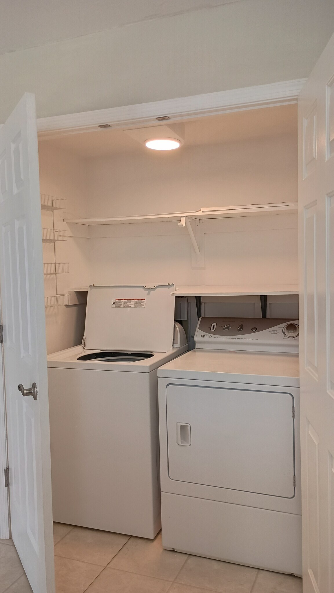 Washer and dryer convey - 5505 Standing Oak Pl