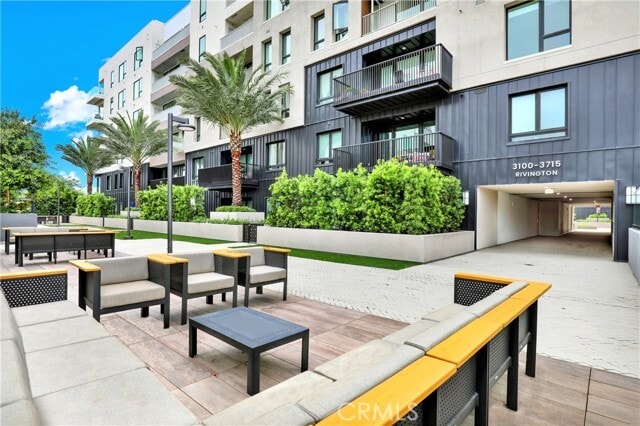 Building Photo - 3715 Rivington