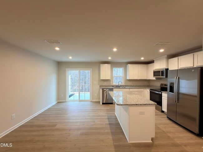 Building Photo - 6618 Gibraltar Rock Dr