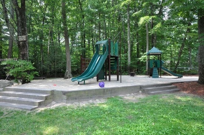 Building Photo - 546 Great Elm Way