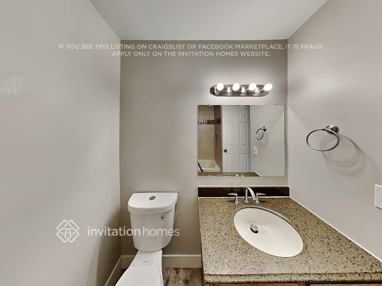 Building Photo - 3076 S Quintero Way