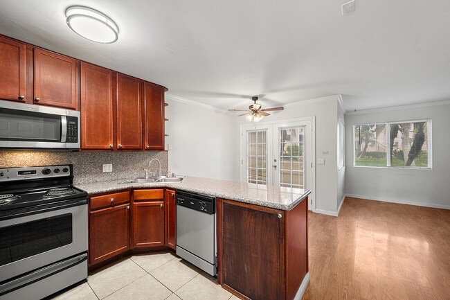 Building Photo - 1280 W Main St