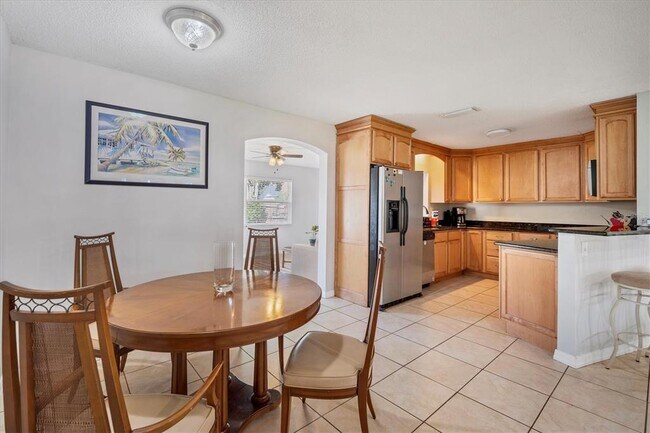 Building Photo - 5738 Antilles Dr