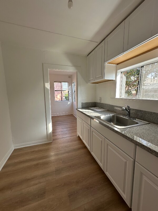 Building Photo - 7925 Morton Ave