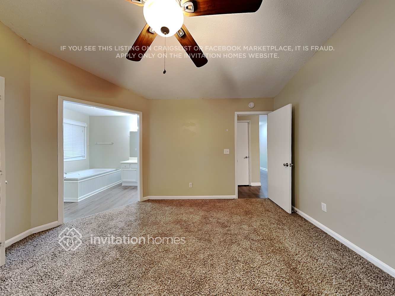 Building Photo - 5995 Bayside Dr NW