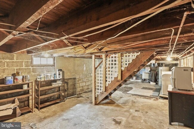 Building Photo - 131 Hanover Rd