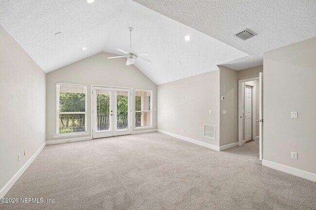 Building Photo - 213 Green Heron Way