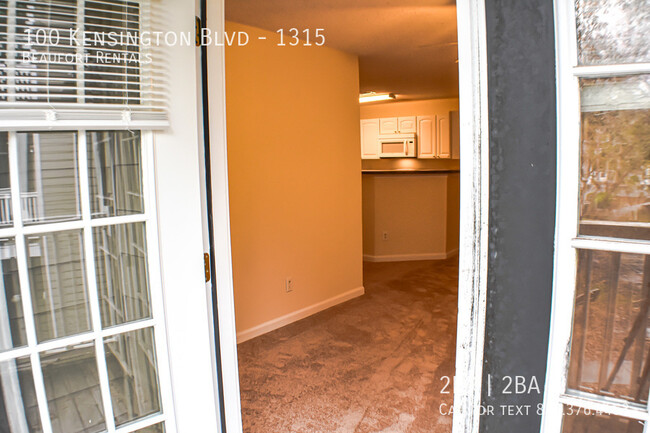 Building Photo - 100 Kensington Blvd