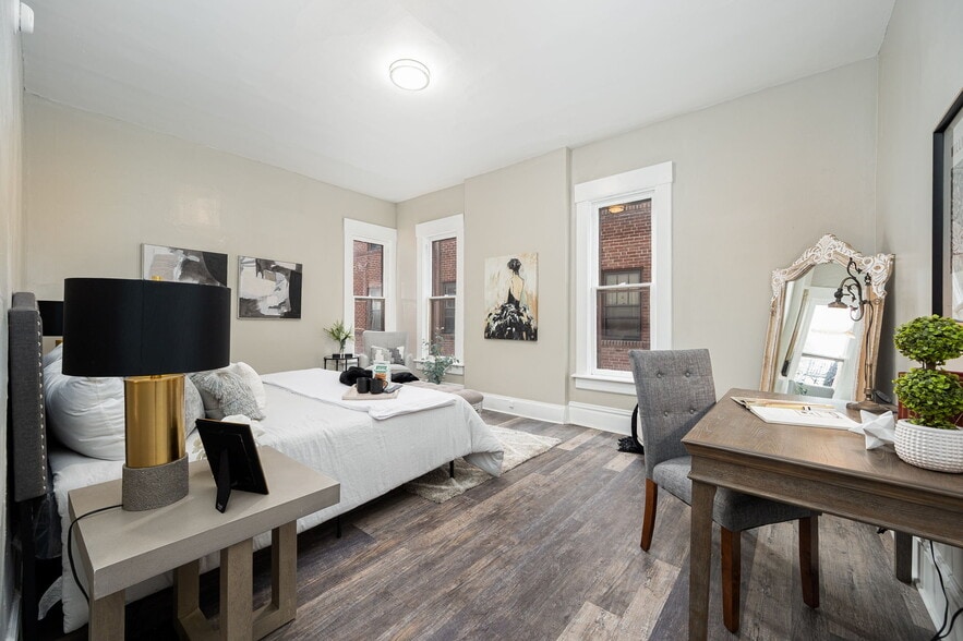 Bedroom 1 - 1256 Neil Ave