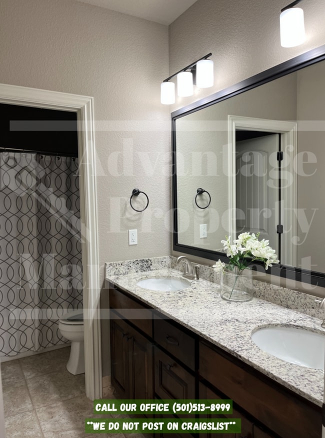 Building Photo - 6005 W W Dr