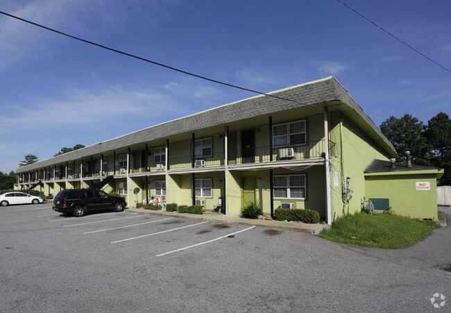 Primary Photo - Green Springs Apartments