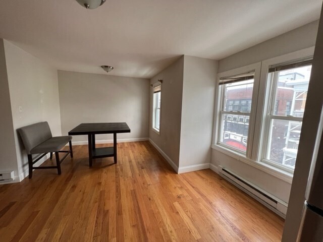 Primary Photo - 66 Marion St