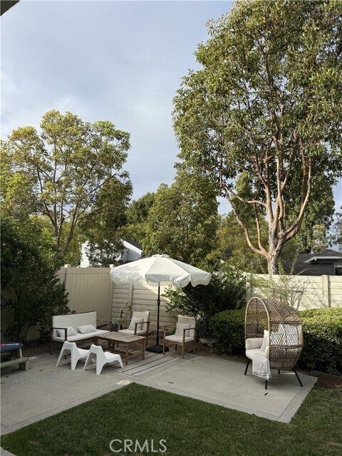Building Photo - 49 Amberleaf
