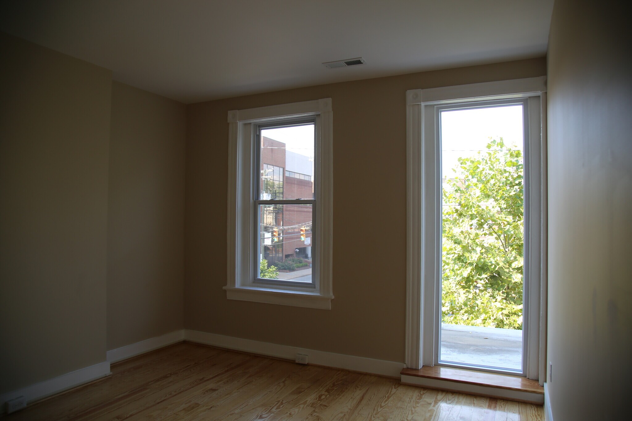 Building Photo - 2523 Floyd Ave