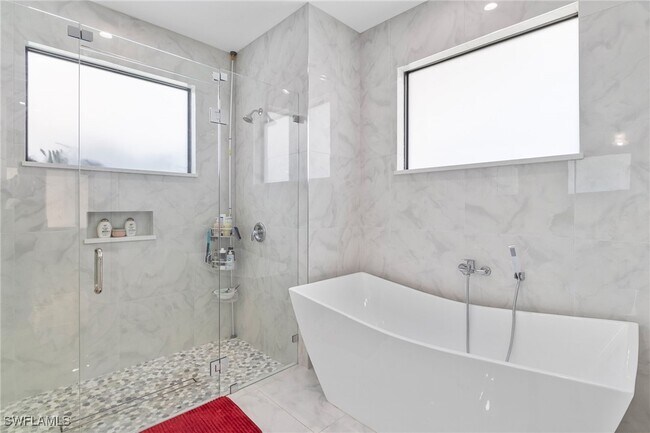 Building Photo - 2406 37th Ave NE