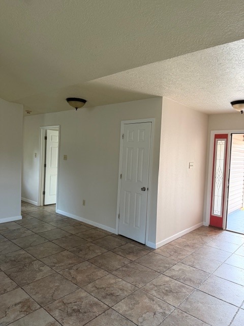 Building Photo - 550 Dewey Rd