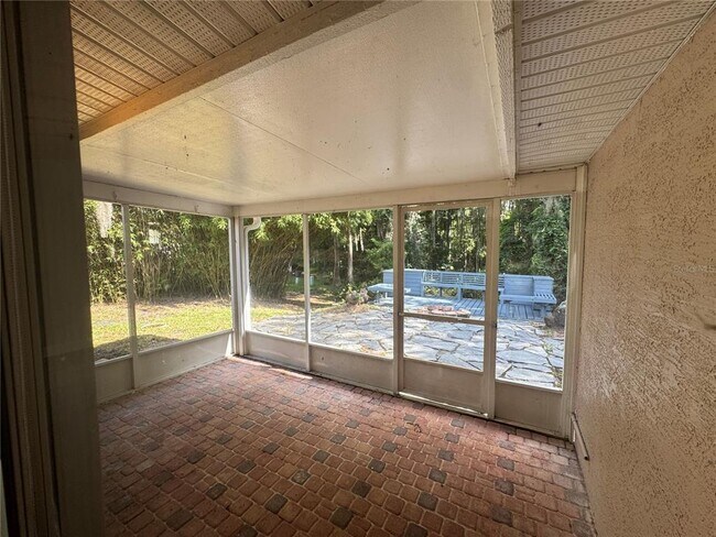 Building Photo - 10941 Mill Pond Way