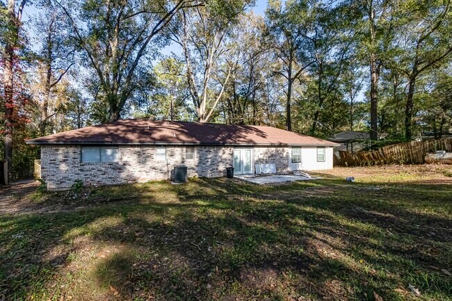 Building Photo - 118 Milliken Dr