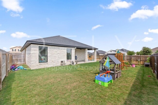 Building Photo - 129 Seattle Slew Dr