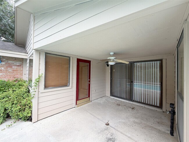 Building Photo - 13103 Waldemere Dr