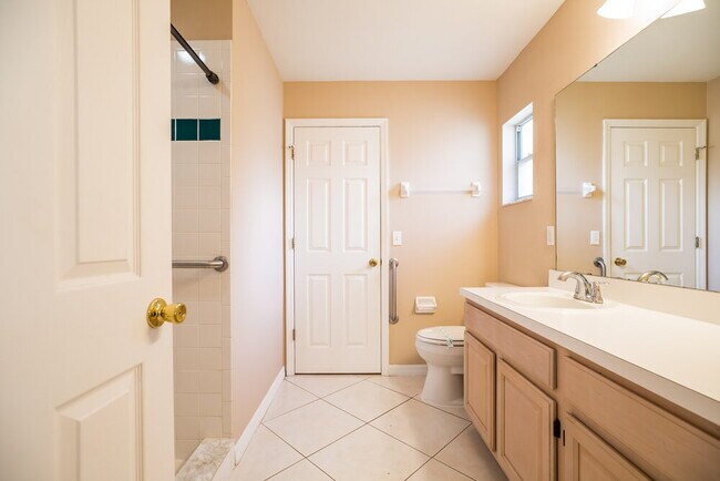 Building Photo - 1254 Countrywind Dr