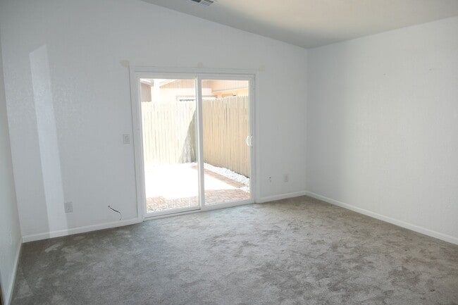 Building Photo - 8681 E Latham St