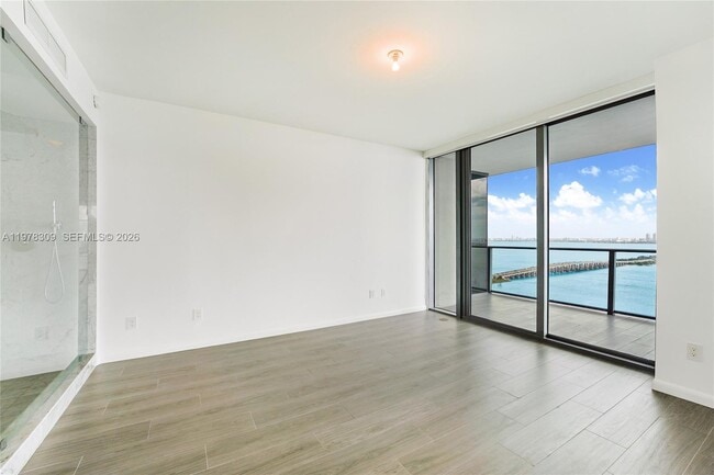 Building Photo - 3131 NE 7th Ave