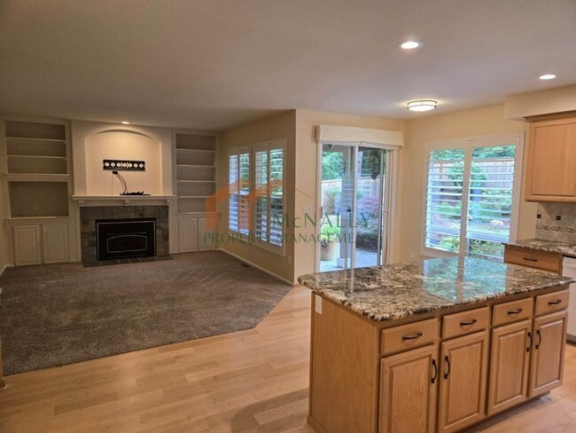 Building Photo - Spacious 3-Bedroom Home in the Gated Bridge Estate Community