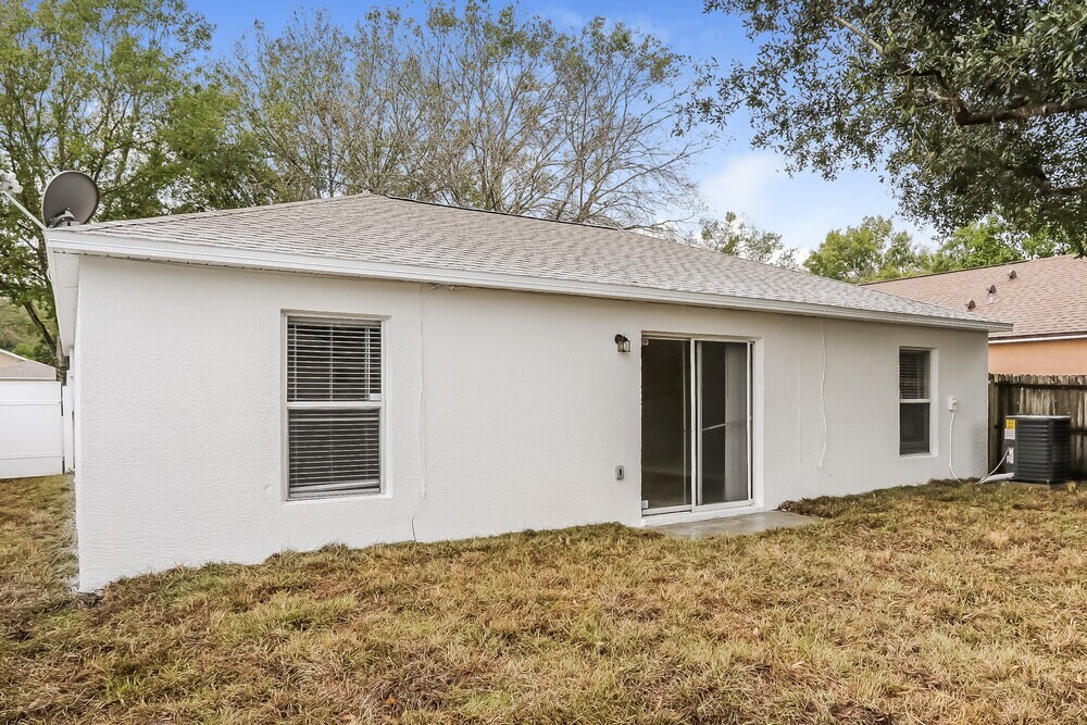 Building Photo - 1614 Sunset View Cir