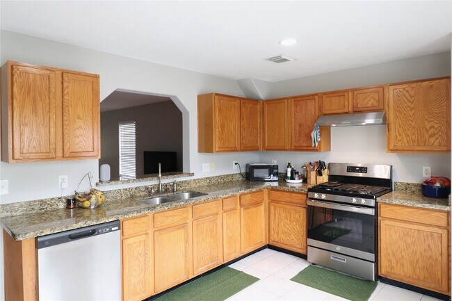 Building Photo - 811 Slate Valley Ln