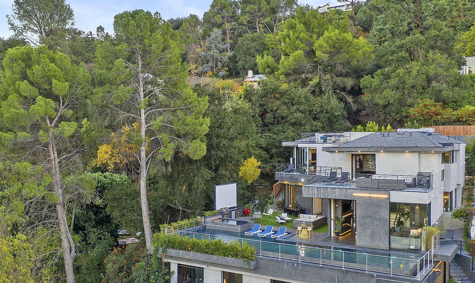 Building Photo - 3712 Broadlawn Dr