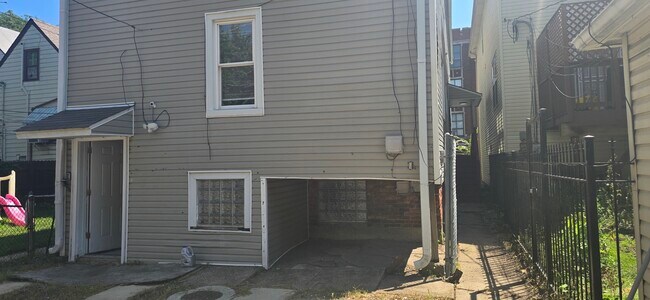 Building Photo - 8222 S South Shore Dr