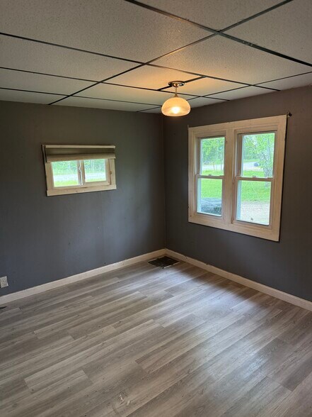 Building Photo - 63 Haines Meadow Rd
