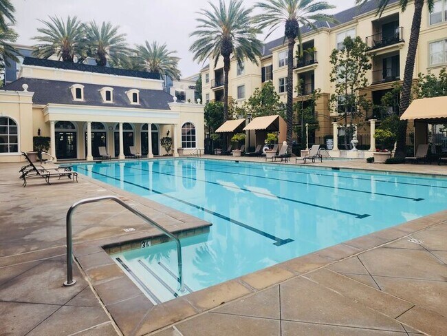 Building Photo - 2463 Watermarke Pl