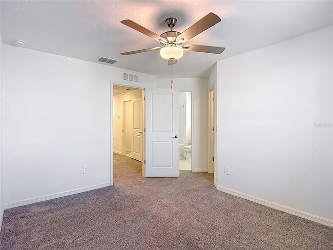 Building Photo - 6170 Shiner St