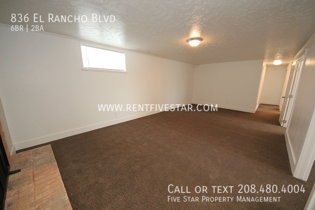 Building Photo - 836 El Rancho Blvd
